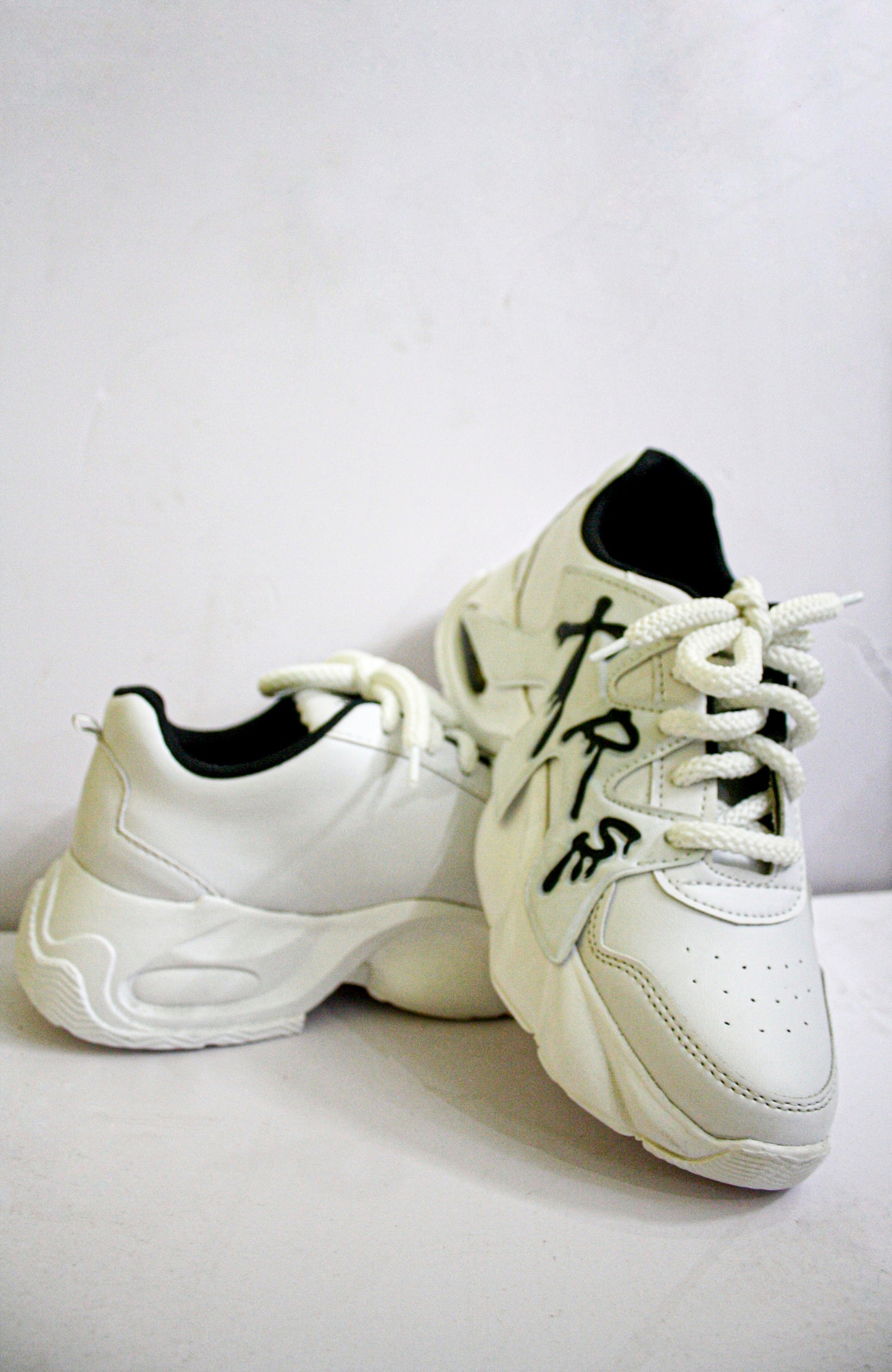 White Chunky SRX Streetwear Sneakers – Unisex - Ramya