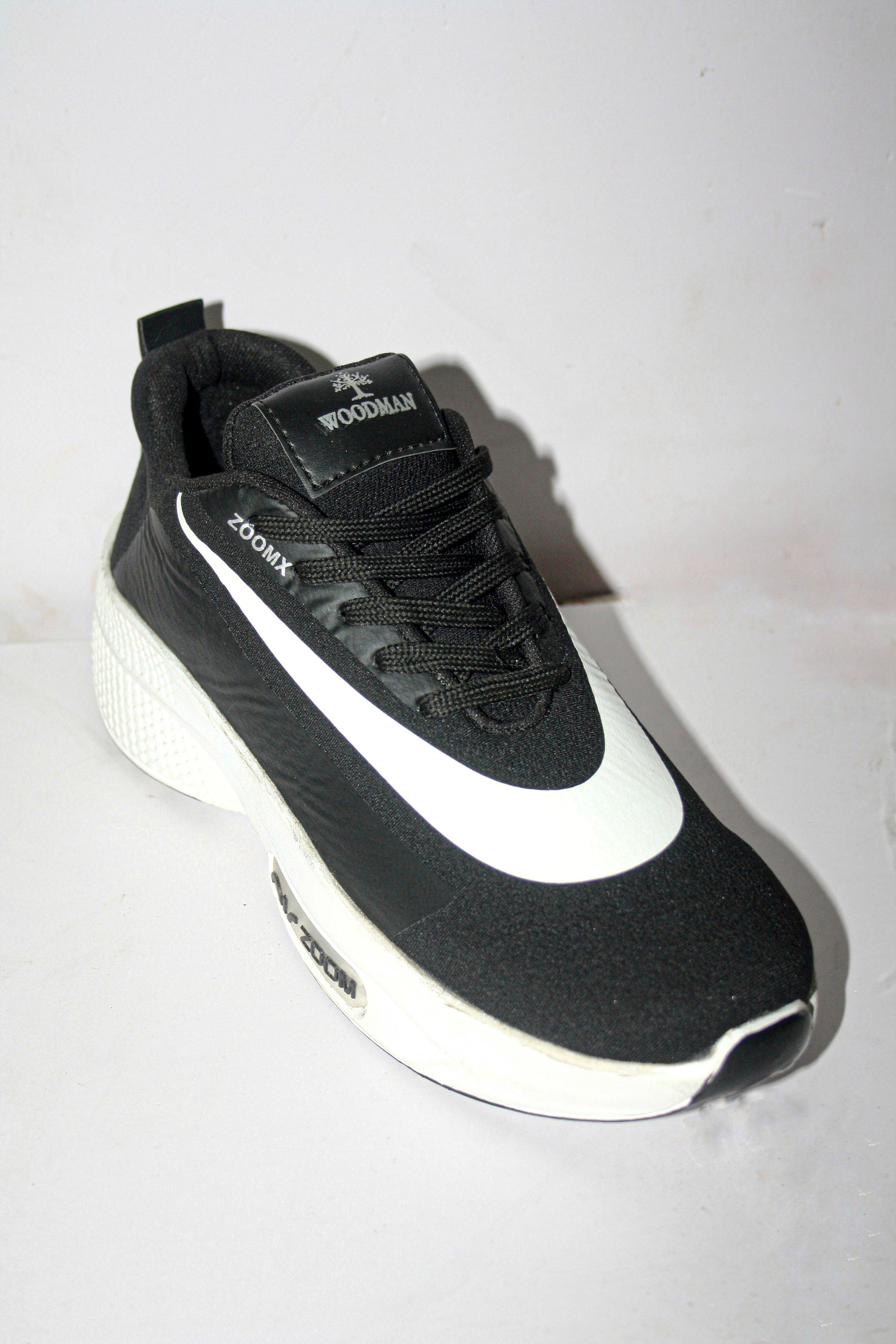 Air ZoomX Black & White Running Shoes - Ramya